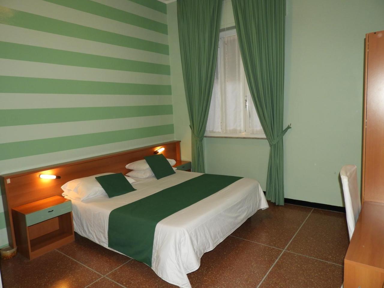 Albergo Glory Borghetto Santo Spirito Eksteriør billede