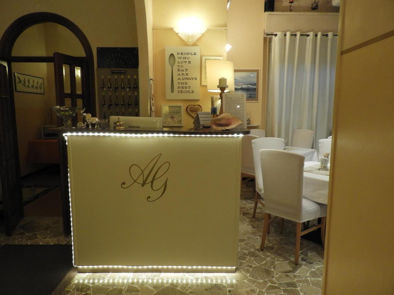 Albergo Glory Borghetto Santo Spirito Eksteriør billede